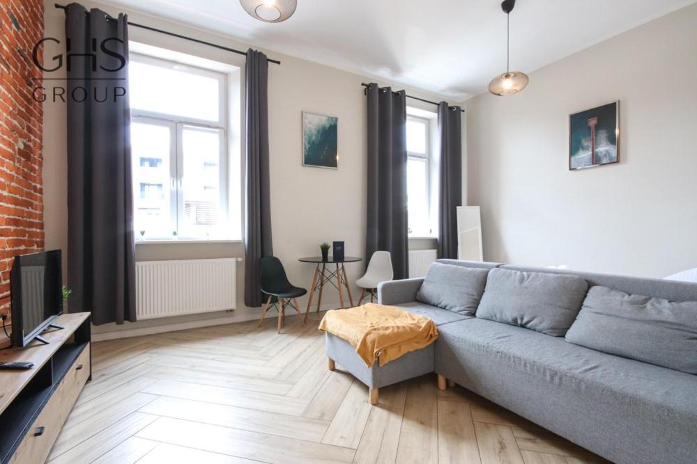 Piekny Apartament W Zabytkowej Kamienicy Краків Екстер'єр фото