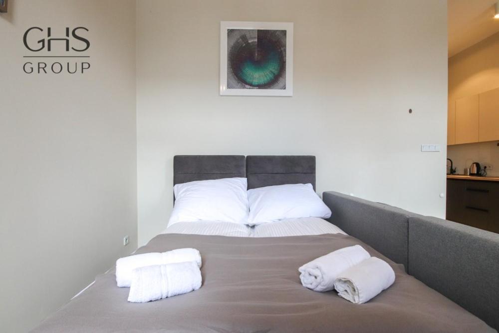 Piekny Apartament W Zabytkowej Kamienicy Краків Екстер'єр фото